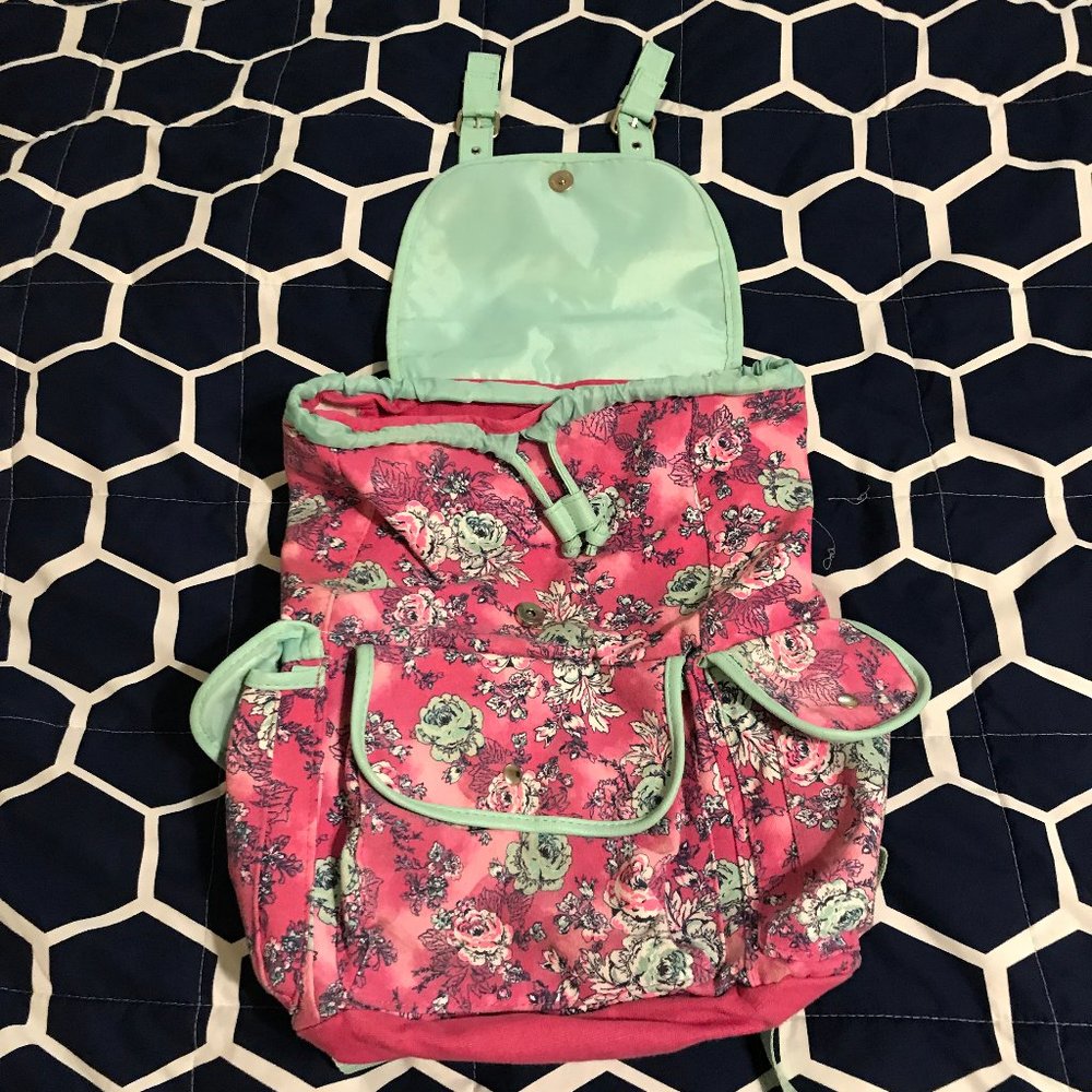 Pink backpack - Picture 2 of 4